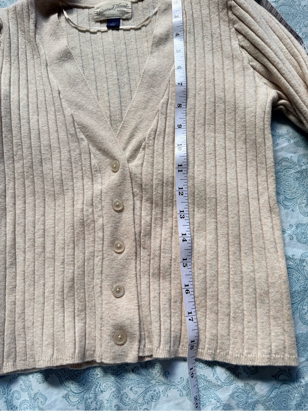 Universal Thread Light Beige Ribbed V-Neck Button-Front Cardigan - Picture 6 of 6